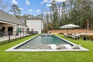 6055 Riverside Dr, Atlanta, GA 30328 - Photo 56