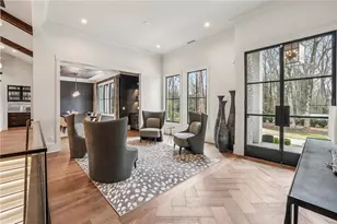 6055 Riverside Dr, Atlanta, GA 30328 - Photo 8