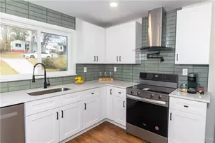 2425 Hillside Ave, Decatur, GA 30032 - Photo 10