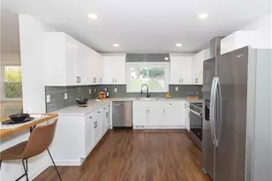 2425 Hillside Ave, Decatur, GA 30032 - Photo 8