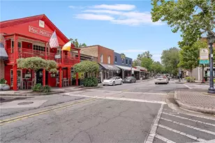 1010 Applegate Dr, Roswell, GA 30076 - Photo 54