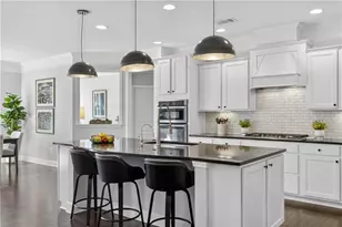 1010 Applegate Dr, Roswell, GA 30076 - Photo 4