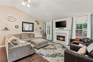 4340 Oak Creek Dr, Gainesville, GA 30506 - Photo 10