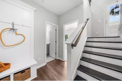 324 Commons Avenue, Woodstock, GA 30188 - Photo 4