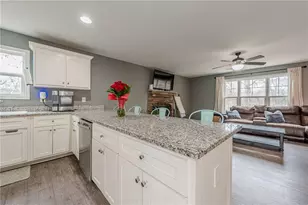 191 Brookwood Dr, Canton, GA 30114 - Photo 8