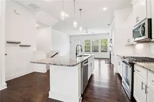 2154 Colvin Ct NW, Atlanta, GA 30318 - Photo 10