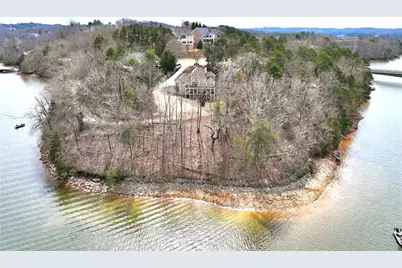 2819 NE Point Ovlk, Gainesville, GA 30501 - Photo 6