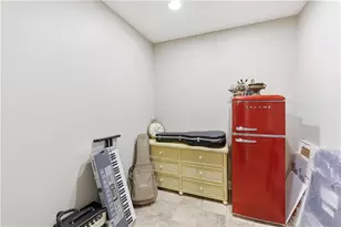 2819 Point Overlook, Gainesville, GA 30501 - Photo 36