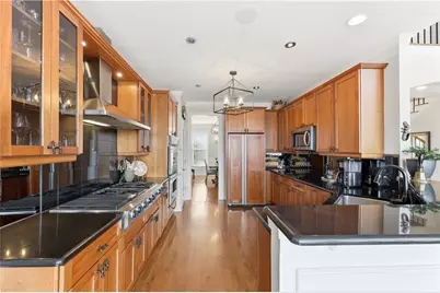 2819 NE Point Ovlk, Gainesville, GA 30501 - Photo 14