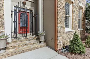 2819 Point Overlook, Gainesville, GA 30501 - Photo 4