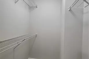 902 Tree Creek Blvd, Lawrenceville, GA 30043 - Photo 10