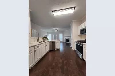 902 Tree Creek Boulevard, Lawrenceville, GA 30043 - Photo 12