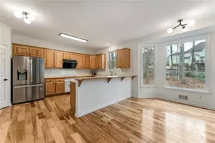 372 Wellington Point Dr, Lawrenceville, GA 30043 - Photo 12