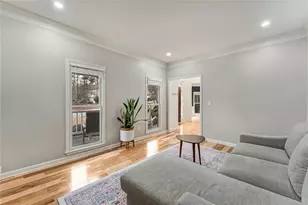 372 Wellington Point Dr, Lawrenceville, GA 30043 - Photo 10