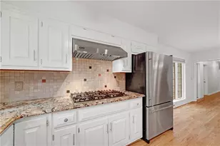 1701 Trotters Ln, Stone Mountain, GA 30087 - Photo 10