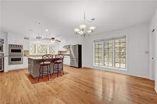 1701 Trotters Ln, Stone Mountain, GA 30087 - Photo 12