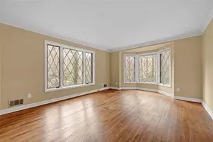 1701 Trotters Ln, Stone Mountain, GA 30087 - Photo 6