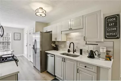 322 Streamside Drive, Roswell, GA 30076 - Photo 6