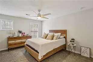 322 Streamside Dr, Roswell, GA 30076 - Photo 14