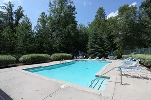 322 Streamside Dr, Roswell, GA 30076 - Photo 20