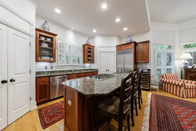 4470 Crestwicke Pointe NE, Atlanta, GA 30319 - Photo 14