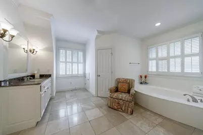 4470 Crestwicke Pointe NE, Atlanta, GA 30319 - Photo 36