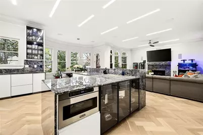 2015 Shaudi Lane, Atlanta, GA 30345 - Photo 32