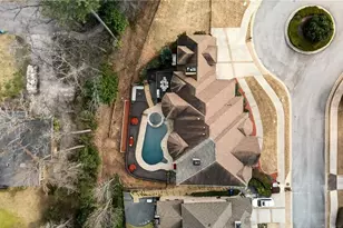 2015 Shaudi Ln, Atlanta, GA 30345 - Photo 80