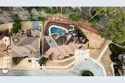 2015 Shaudi Lane, Atlanta, GA 30345 - Photo 16