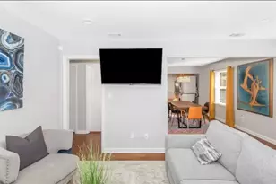 326 Camfield Ct SW, Atlanta, GA 30310 - Photo 2