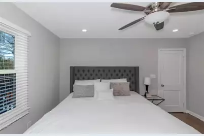 326 Camfield Court SW, Atlanta, GA 30310 - Photo 18