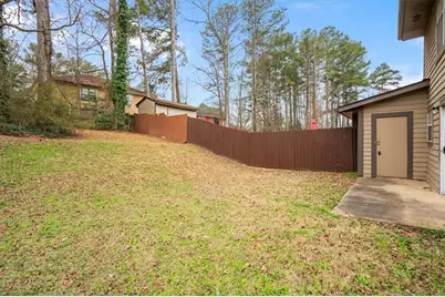 2560 Picardy Circle N, College Park, GA 30349 - Photo 10