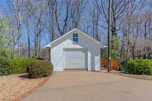 3410 Maynard Cir, Gainesville, GA 30506 - Photo 6