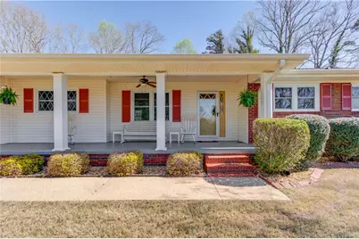 3410 Maynard Circle, Gainesville, GA 30506 - Photo 4