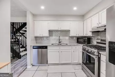 6413 Wedgewood Trace, Tucker, GA 30084 - Photo 8