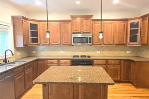 1172 Arbor Park Ln SW, Atlanta, GA 30311 - Photo 4