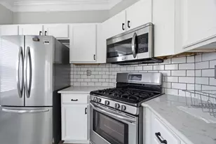 5990 Eagle Tiff Ln, Sugar Hill, GA 30518 - Photo 10