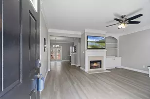 5990 Eagle Tiff Ln, Sugar Hill, GA 30518 - Photo 2