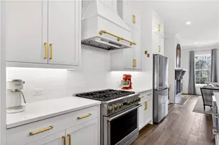 1072 Green St, Roswell, GA 30075 - Photo 10