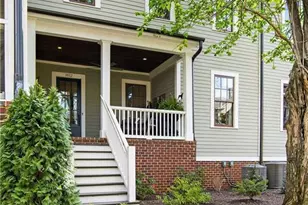 1072 Green St, Roswell, GA 30075 - Photo 2