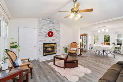 6428 Paradise Point Road, Flowery Branch, GA 30542 - Photo 4