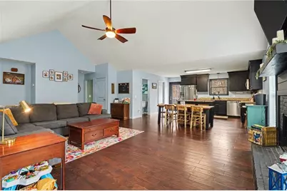 368 Mountain Creek Lane, Maysville, GA 30558 - Photo 8