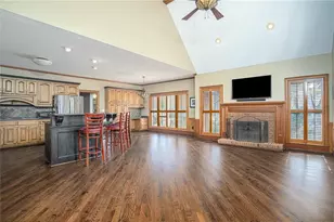 1251 Bridgewater Walk, Snellville, GA 30078 - Photo 10