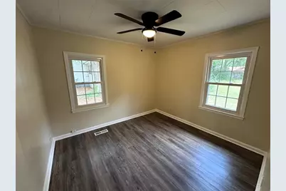 121 Hunt Drive NE, Calhoun, GA 30701 - Photo 16
