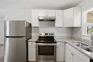 1650 Bridgeport Dr NW, Atlanta, GA 30318 - Photo 12