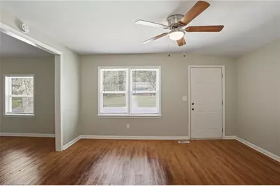 1650 Bridgeport Drive NW, Atlanta, GA 30318 - Photo 8