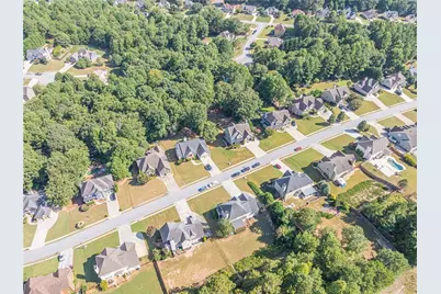 619 Richmond Place, Loganville, GA 30052 - Photo 36