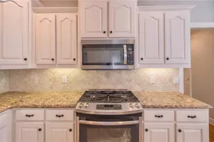 619 Richmond Pl, Loganville, GA 30052 - Photo 12