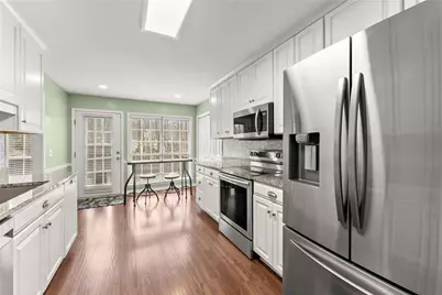 7235 Walnut Mill Landing, Cumming, GA 30040 - Photo 8