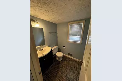 2990 Mountain Trace NE, Roswell, GA 30075 - Photo 8